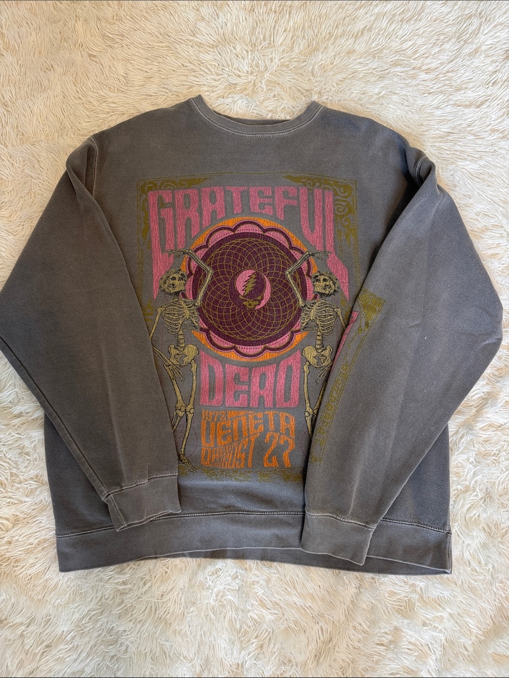 Urban Outfitters Grateful Dead Charcoal Sweatshirt with Pink & Gold Graphic